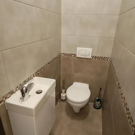 Appartement Velvet Attic Elegance - Luxe 3br Center Nagykoros