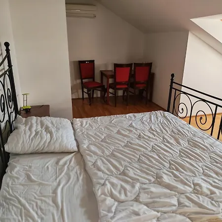 Appartement Velvet Attic Elegance - Luxe 3br Center *