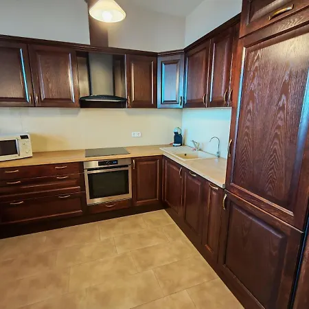 Appartement Velvet Attic Elegance - Luxe 3br Center Nagykoros